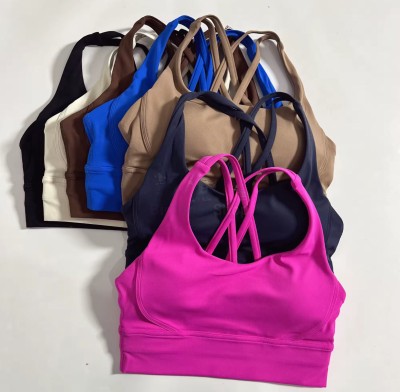 Топ спортивный StrongHold - купить в Мари-Отарах